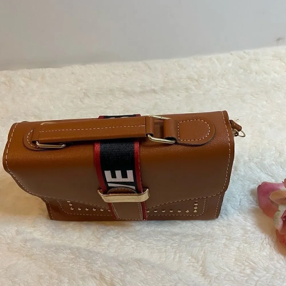 Trendy high quality women’s casual handbags 👜 🌷